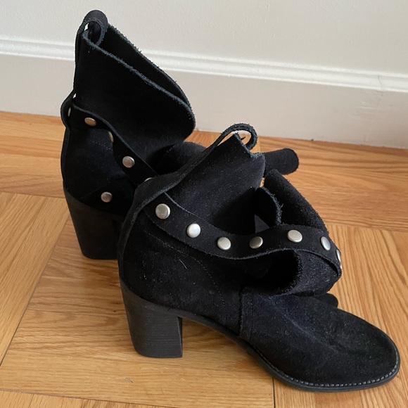 See By Chloe Janis Studded Ankle Boots 38 - Picture 5 of 8